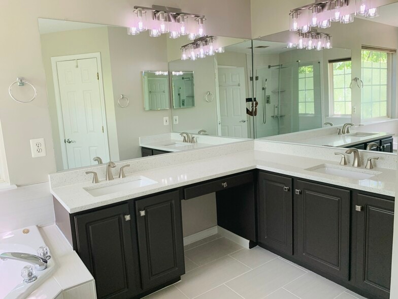 12.MasterBathroom1 - 8841 Royal Doulton Ln