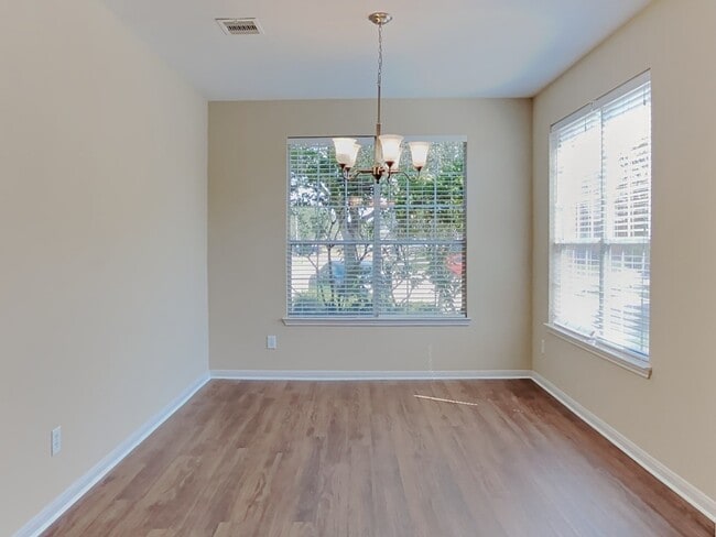 Building Photo - 5702 Ranch Prairie Tr