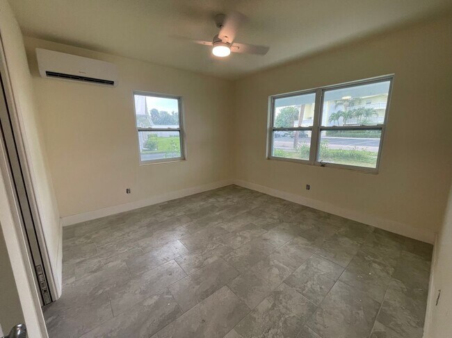 Building Photo - 2194 Ponce De Leon Cir
