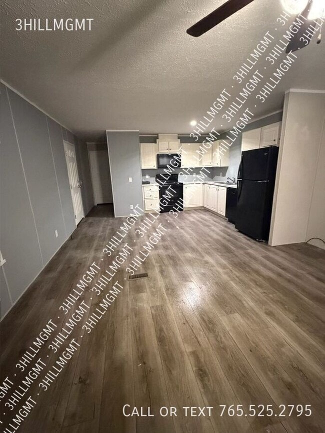 Building Photo - 5600 W Kilgore Ave