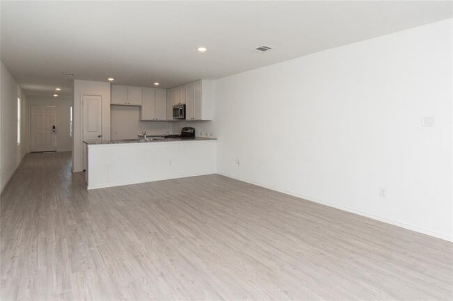 Building Photo - 5812 San Geronimo