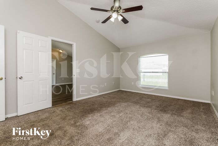 Building Photo - 817 Grantham Dr