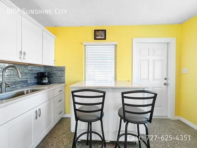 Building Photo - 11400 2nd St E