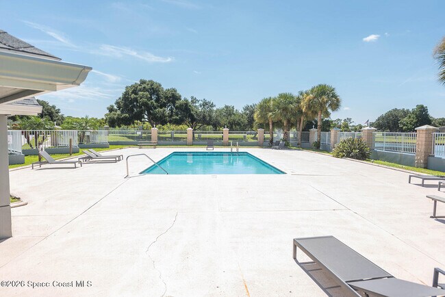 Building Photo - 7033 Hammock Trace Dr
