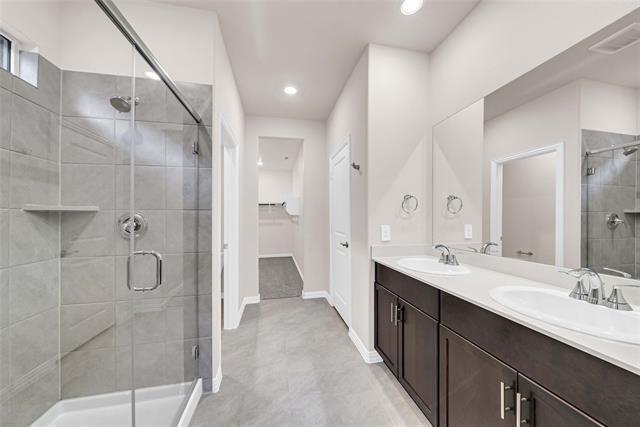 Building Photo - 504 Weller Rd