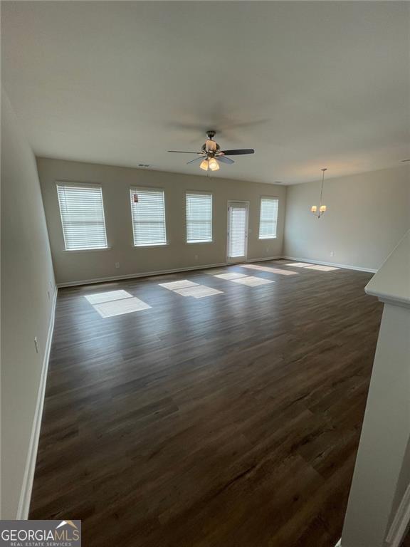 Building Photo - 25 Pineview Dr