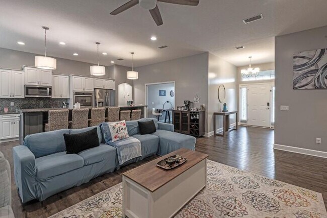 Building Photo - 53737 Carrington Dr