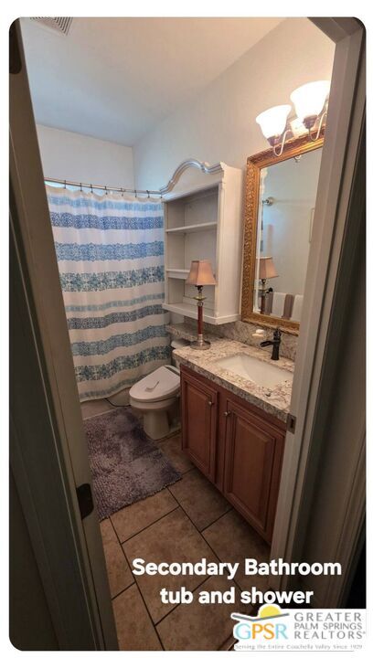 Building Photo - 15300 Palm Dr