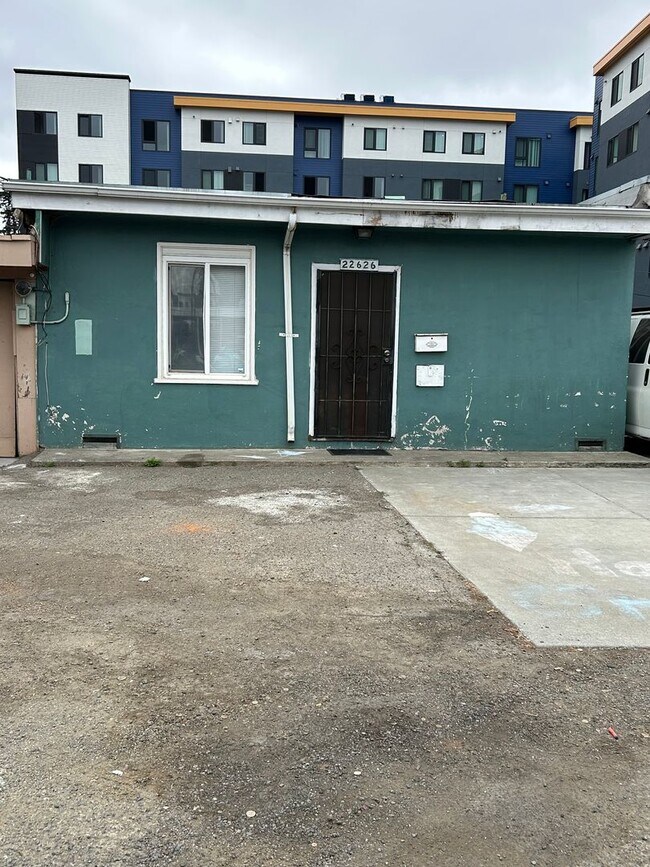 Primary Photo - One Bedroom Near Downtown Hayward