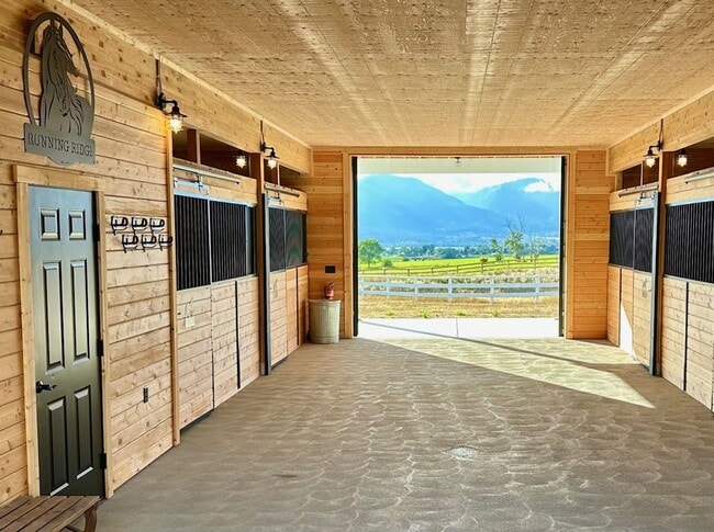 Building Photo - Brand New Custom Residence | 3 Bedroom, 2 Bath | Panoramic Bitterroot Valley Views | Private & Se...