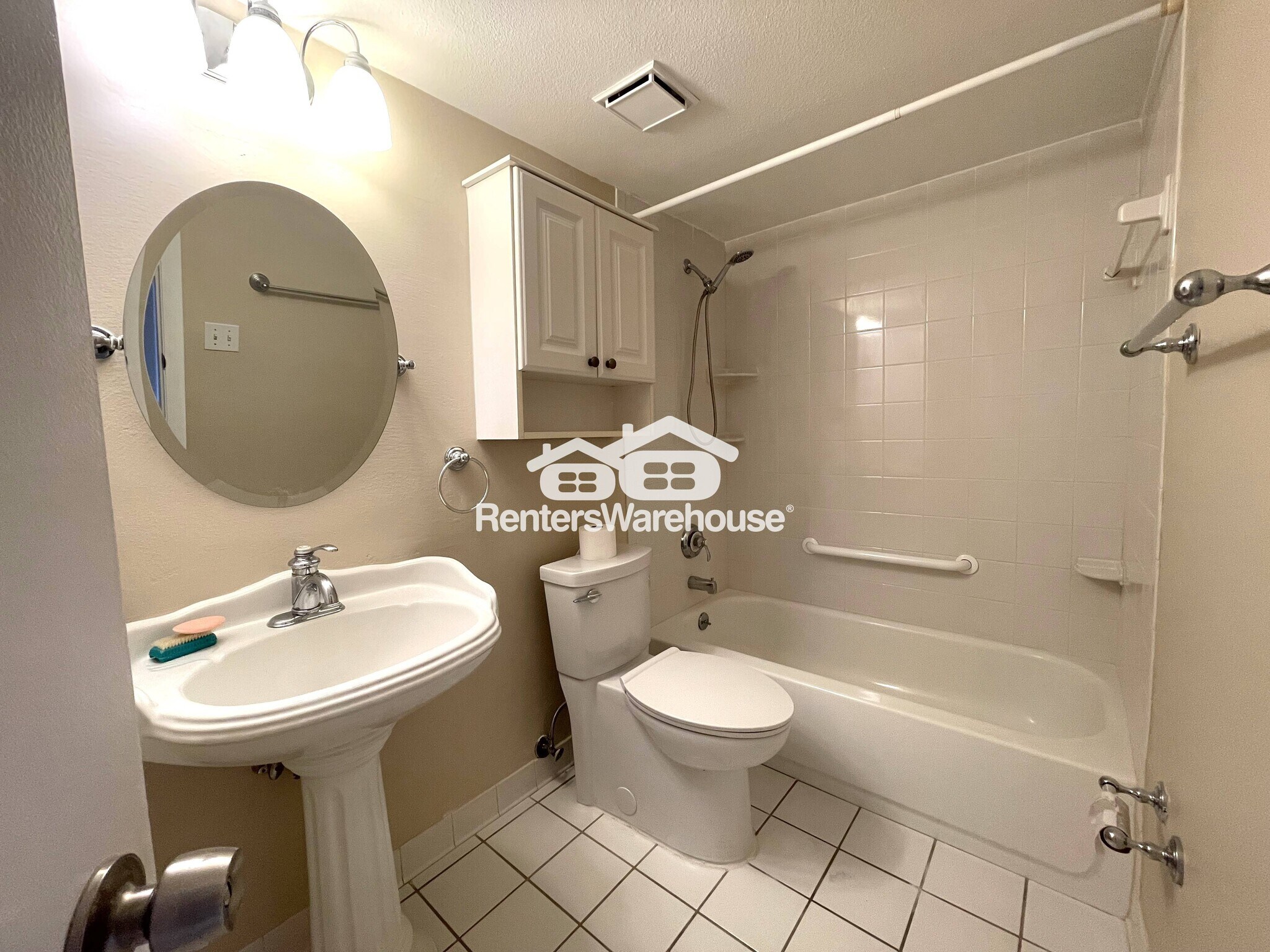 Building Photo - 7430 Sunshine Skyway Ln S
