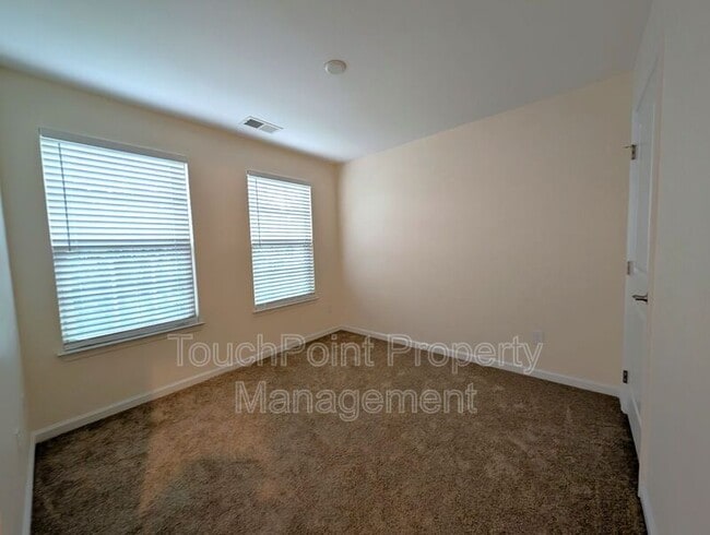 Building Photo - 4061 Zilker Park Dr