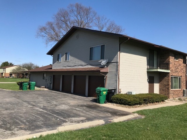 Building Photo - 52152 Friars Ct