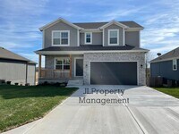 Building Photo - 20101 E 24th Terrace Ct S