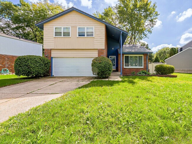 Building Photo - 42195 Park Ridge Rd