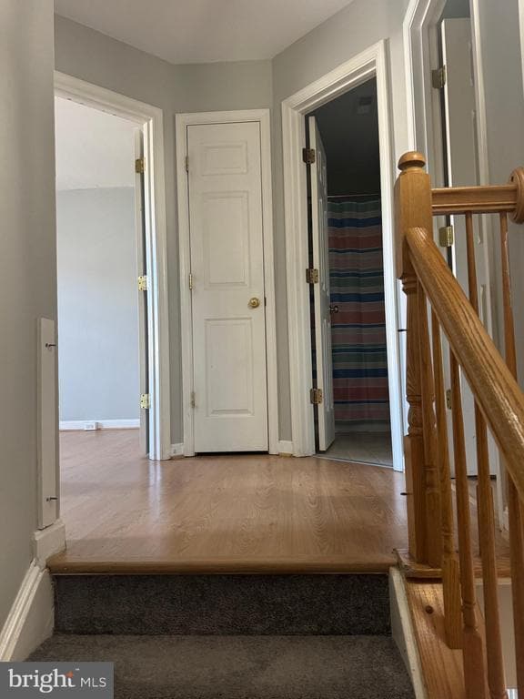 Building Photo - 3850 Koval Ln