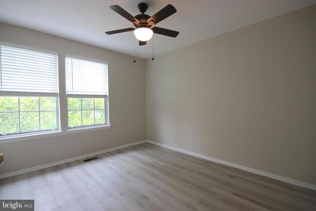 Building Photo - 7782 Blueberry Hill Ln