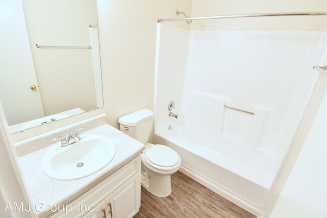 Building Photo - 6420 NW 25th Terrace