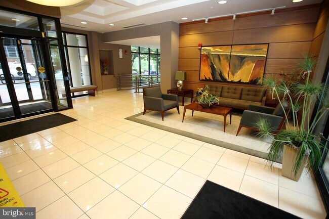 Building Photo - 7915 Eastern Ave NW