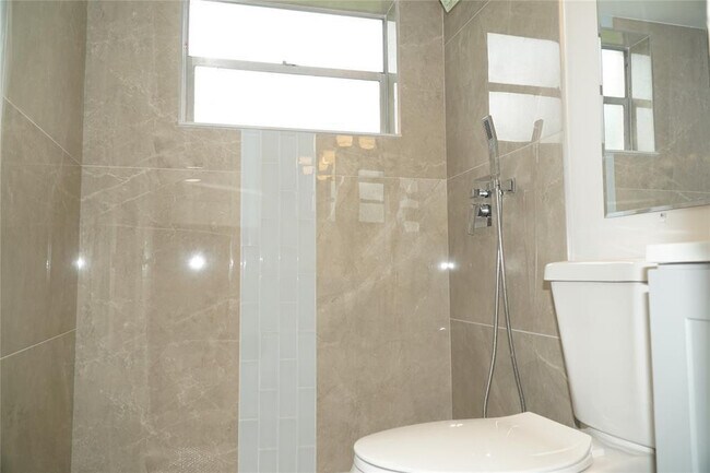 Building Photo - 11574 NW 44th St