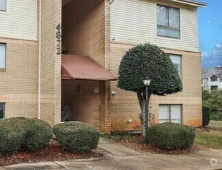 Building Photo - Well Maintained condo in East Charlotte!