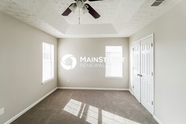 Building Photo - 4 Bedroom Pet-Friendly Home in Decatur, GA with Main Street Renewal