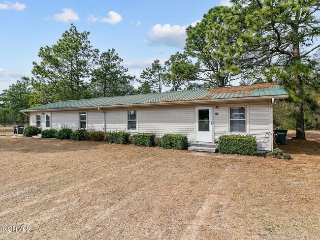 Building Photo - 284 Robert Sands Rd