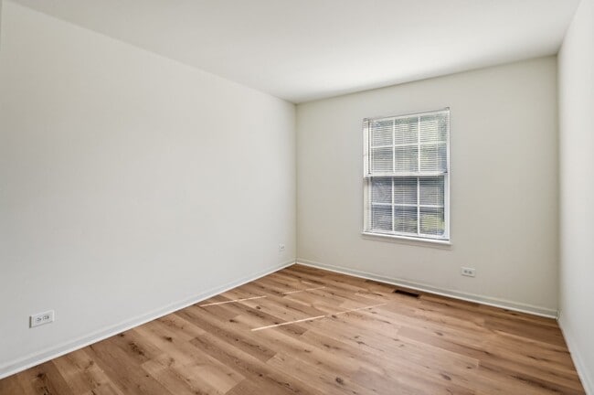 Building Photo - 644 Sandwedge Pl
