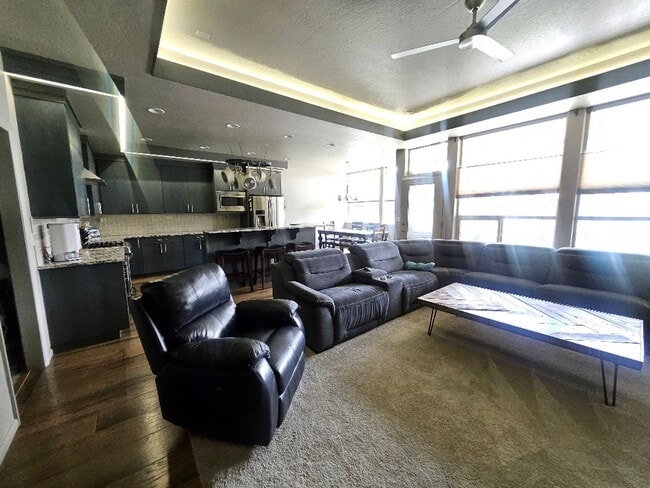 Building Photo - Beautiful Boise Home