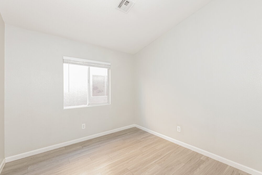 Building Photo - 511 Shallow Mist Ct