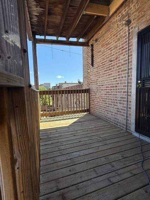 Building Photo - 2216 W Taylor St