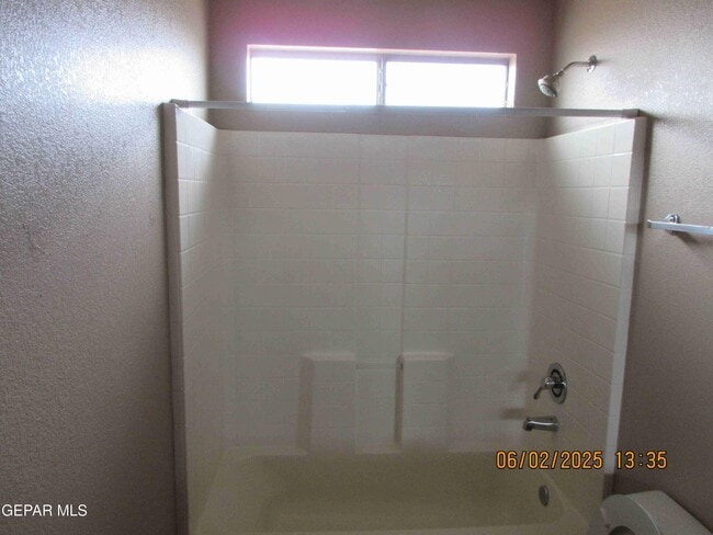 Building Photo - 11733 Lapstone Way