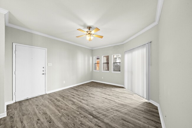 Building Photo - Discover Your Perfect Home...