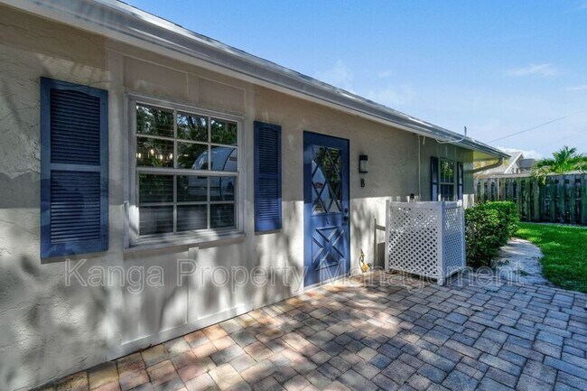 Building Photo - 800 Tropic Blvd