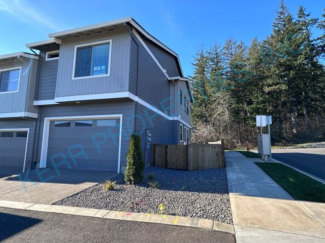 Building Photo - 11142 SE 162nd Ave