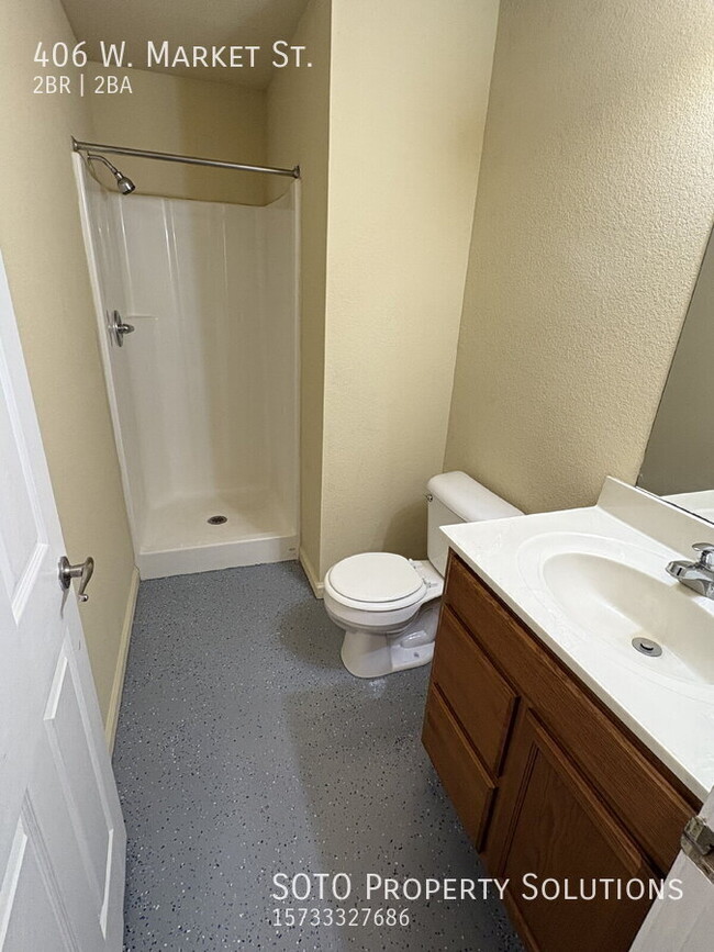 Building Photo - 406 W Market St