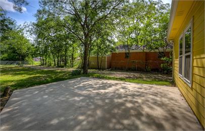 Building Photo - 728 W Walker St