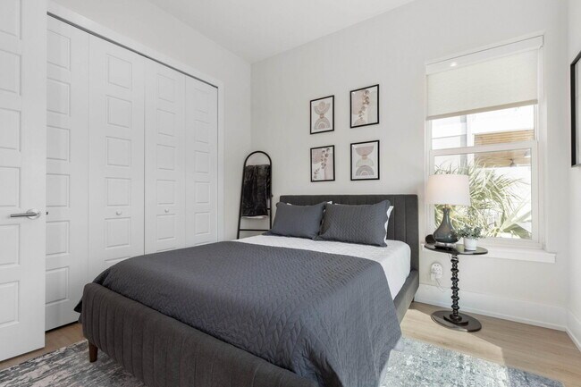 Building Photo - 3538 N Ocean Shore Blvd