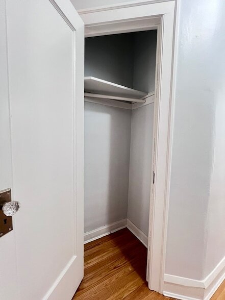 Building Photo - 6424 S Talman Ave