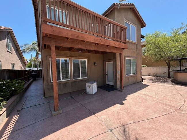 Building Photo - 46263 Drymen Ave