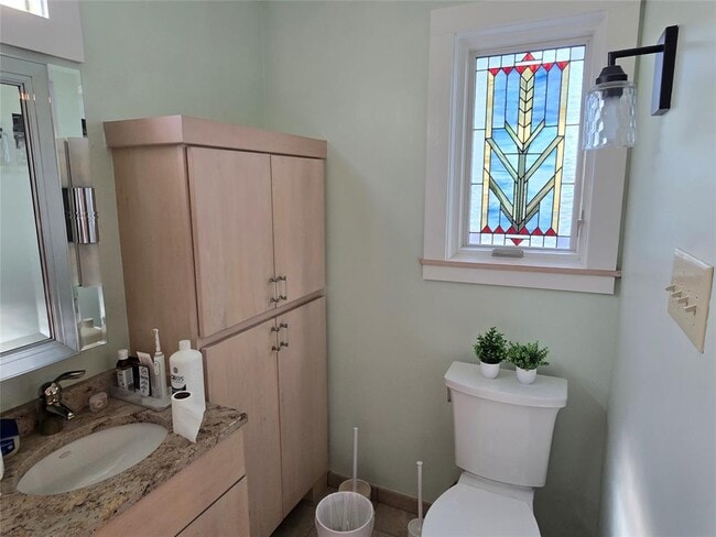 Building Photo - 4213 Ramsey Ave