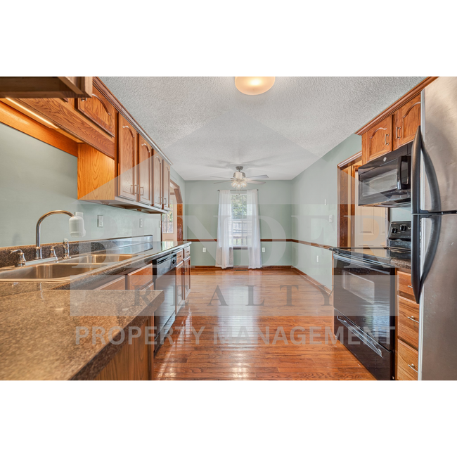 Building Photo - REDUCED!!! BEAUTIFUL HOME