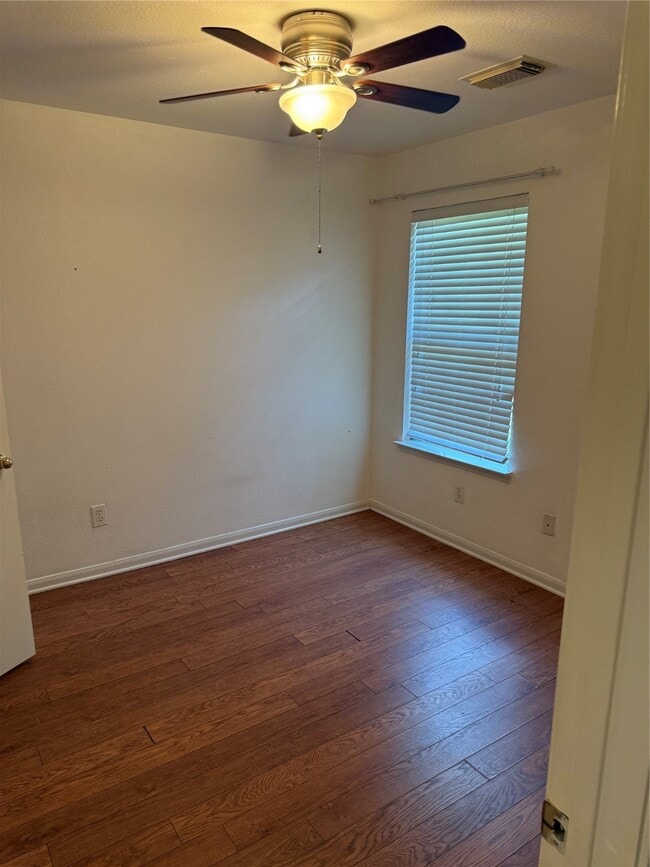 Building Photo - 15930 Randall Ridge Ln