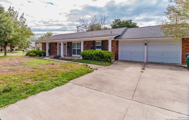 Building Photo - 4146 Longvale Dr