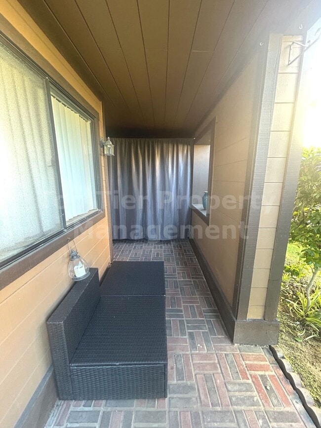 Building Photo - 4016 Aguila St