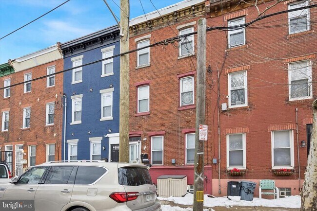 Building Photo - 4928 W Thompson St