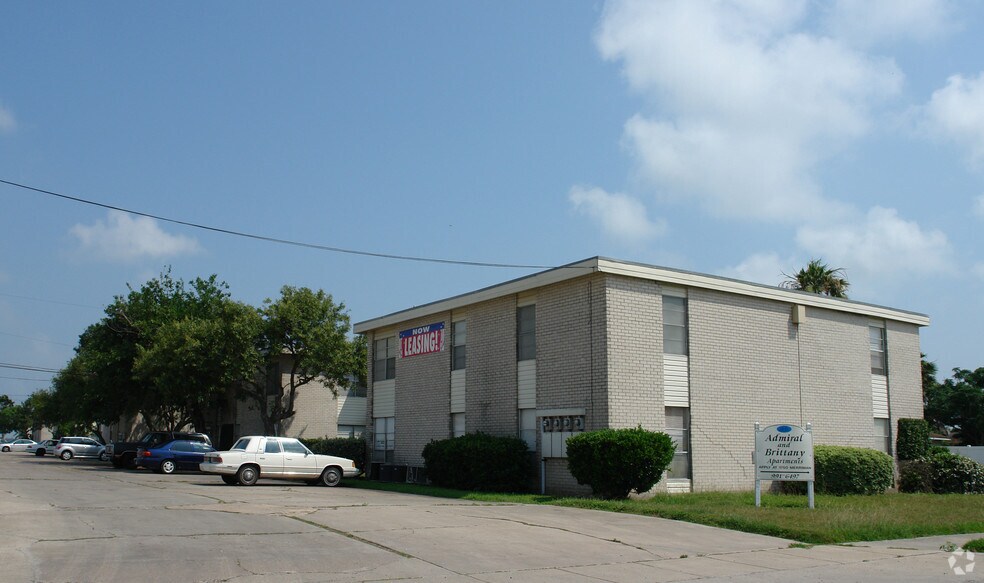 Building Photo - Admiral Brittany Apartments