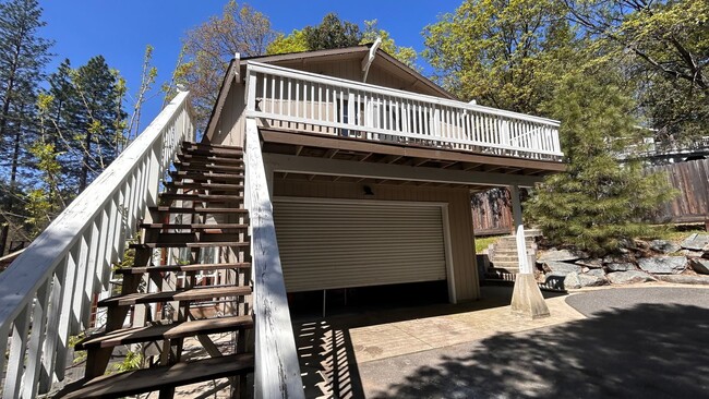Building Photo - 22148 Crystal Falls Dr W