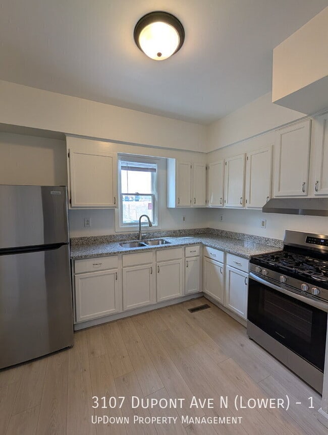 Building Photo - 3107 Dupont Ave N