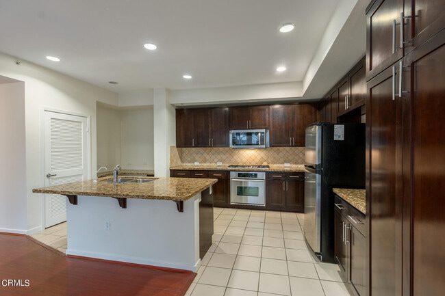 Building Photo - 111 S De Lacey Ave
